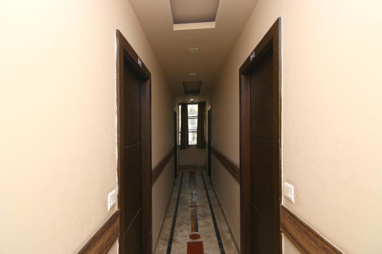 Hotel Merry Gold New Delhi Ngoại thất bức ảnh