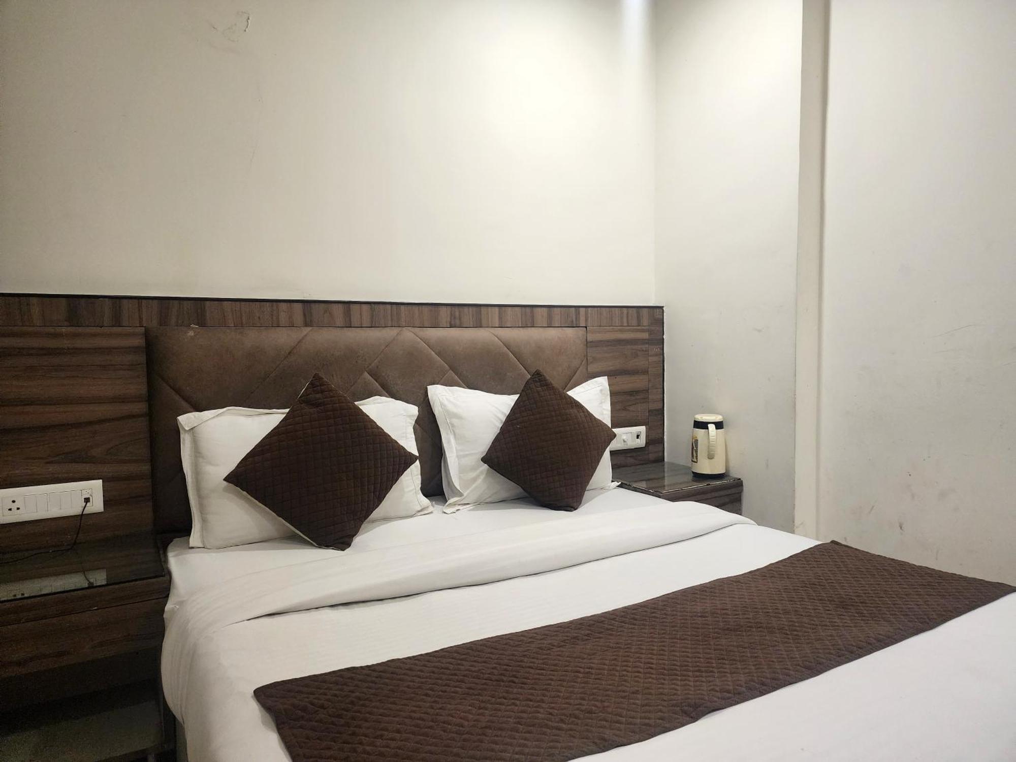 Hotel Merry Gold New Delhi Ngoại thất bức ảnh