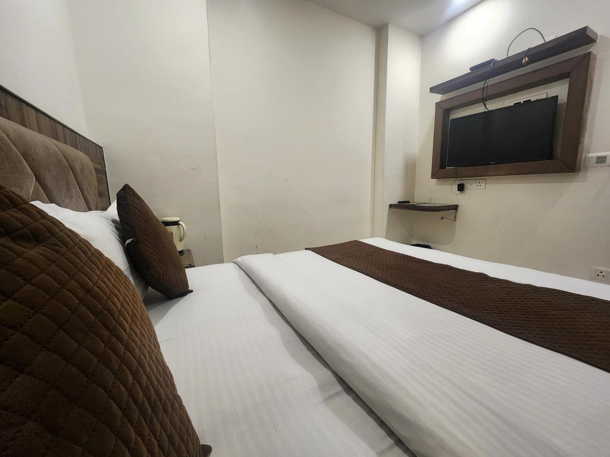 Hotel Merry Gold New Delhi Ngoại thất bức ảnh