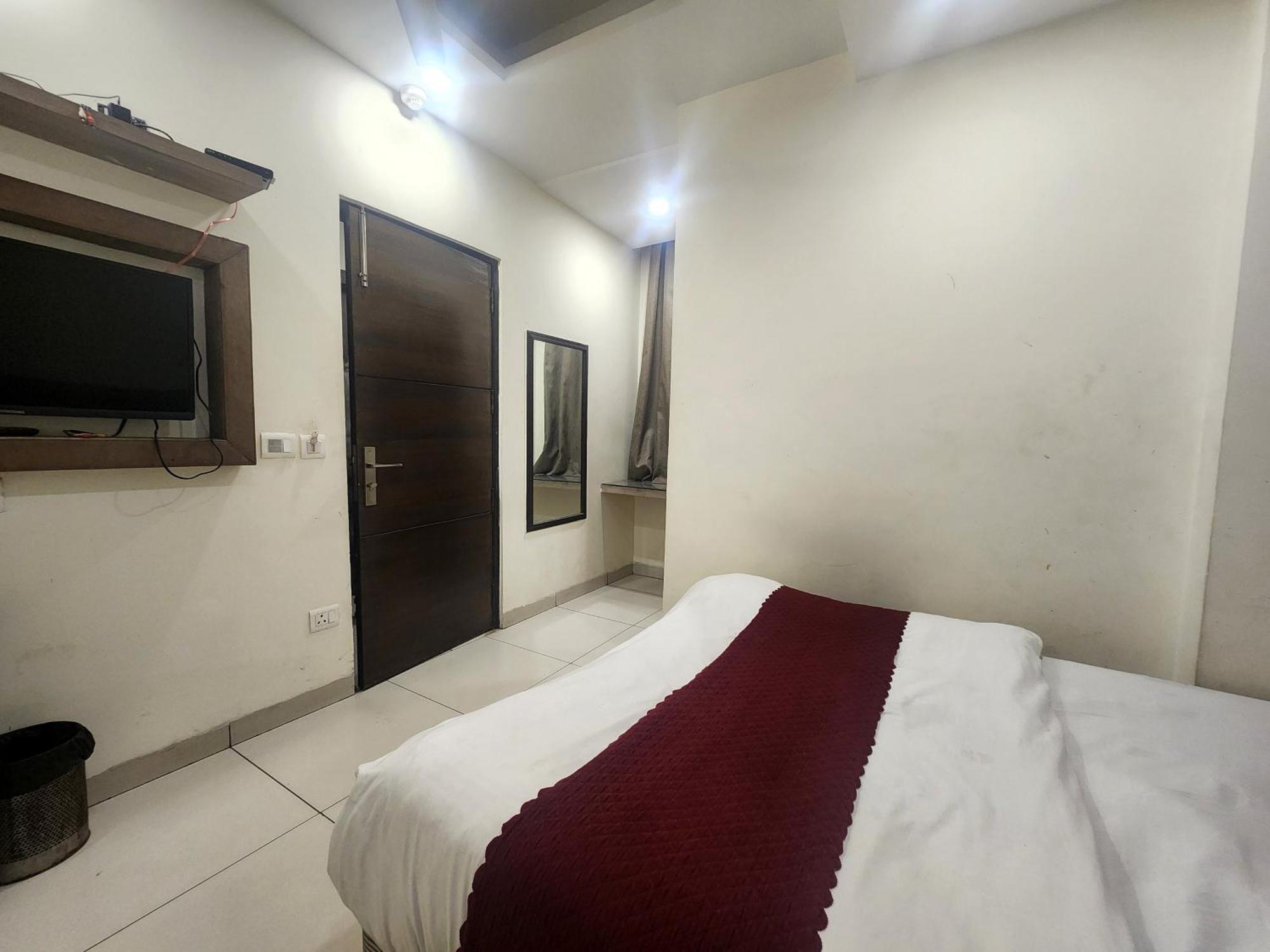 Hotel Merry Gold New Delhi Ngoại thất bức ảnh