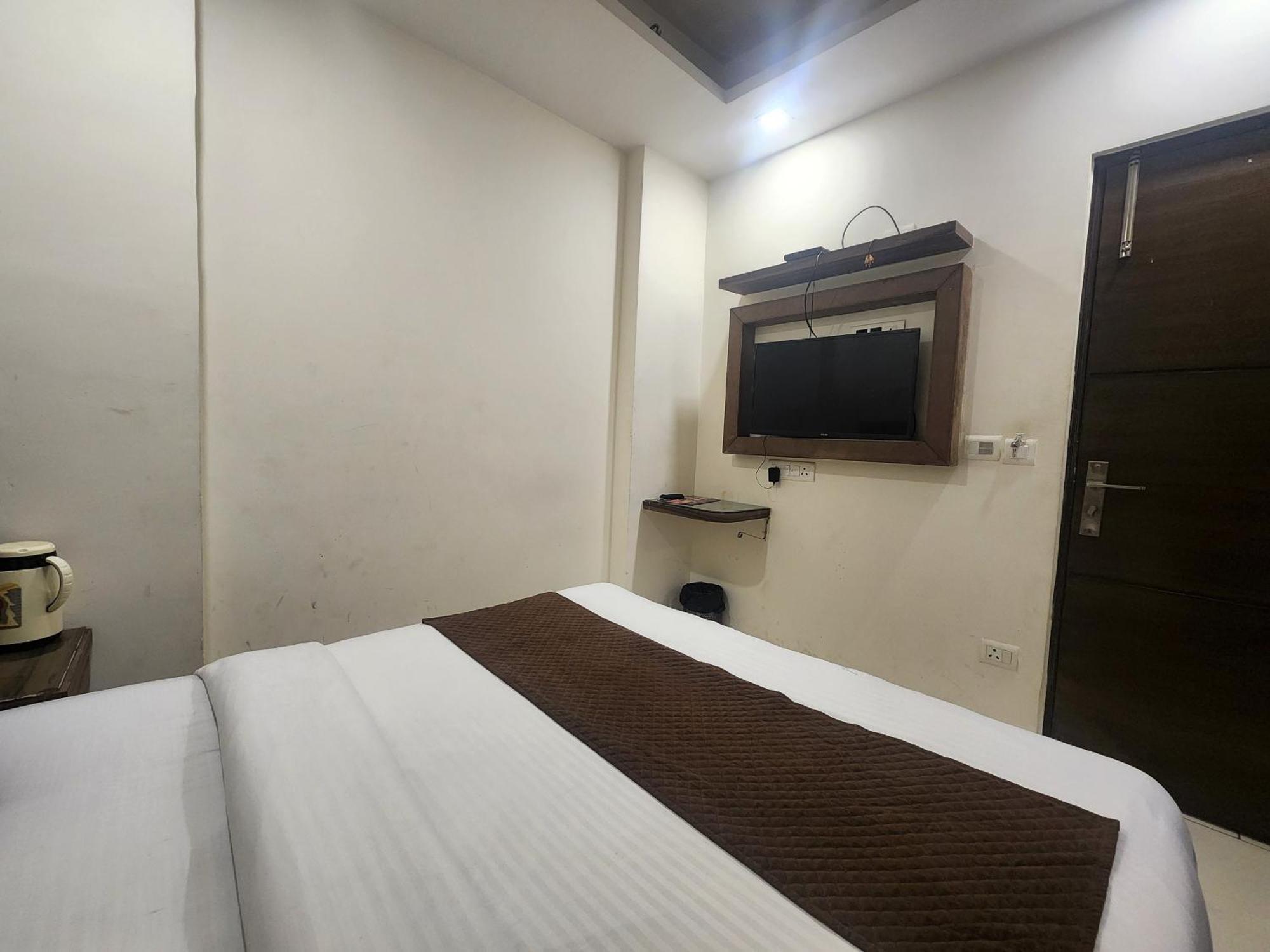 Hotel Merry Gold New Delhi Ngoại thất bức ảnh