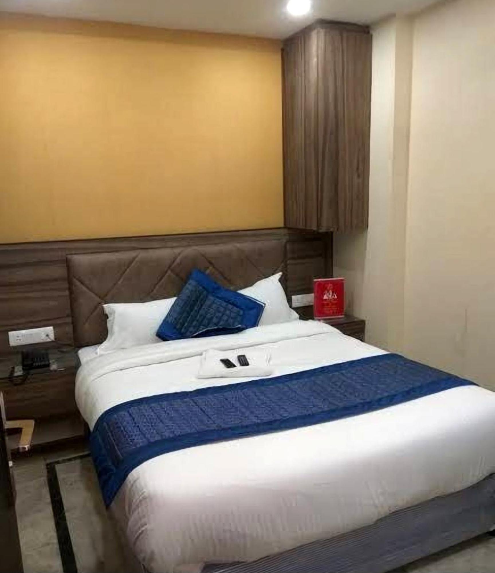 Hotel Merry Gold New Delhi Ngoại thất bức ảnh