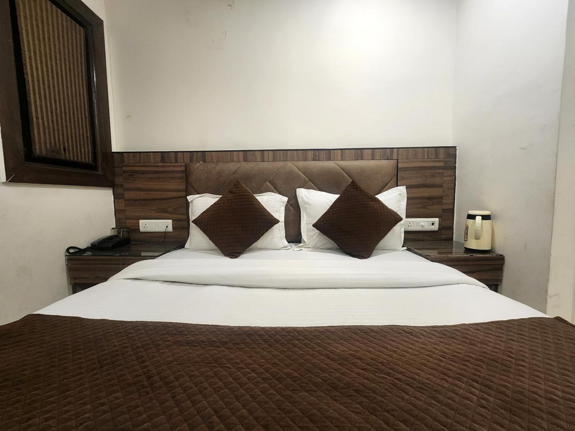 Hotel Merry Gold New Delhi Ngoại thất bức ảnh