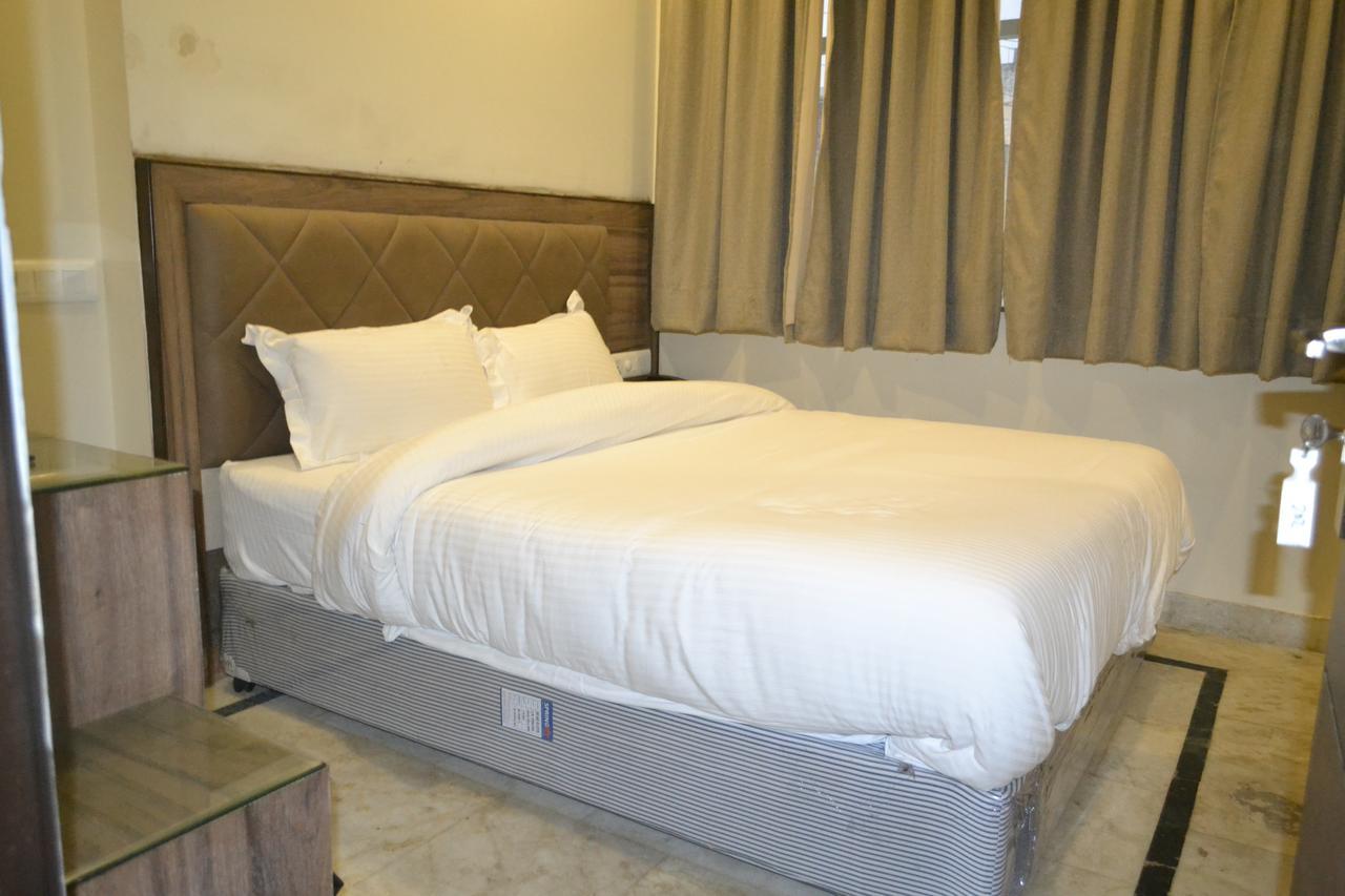 Hotel Merry Gold New Delhi Ngoại thất bức ảnh